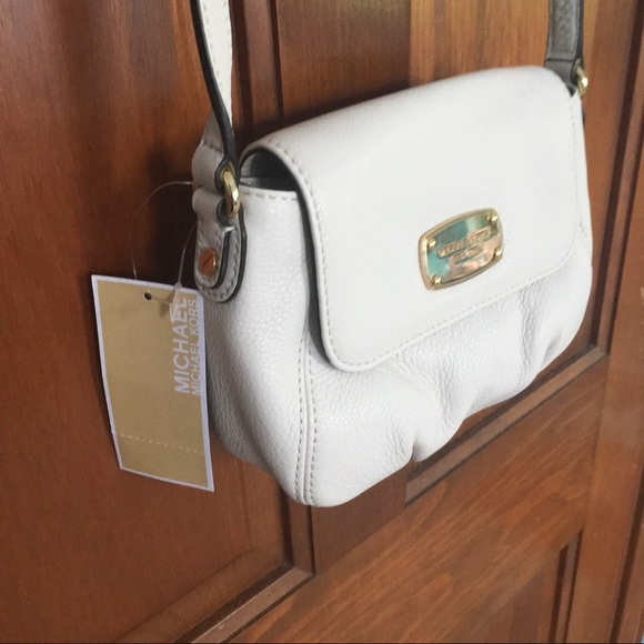 NWT Michael Kors White Gold Jet Set Flap Crossbody - Picture 2 of 8